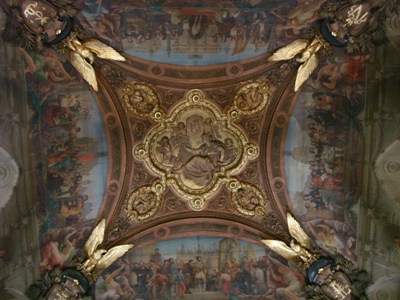 ceiling.jpg ceiling.jpg