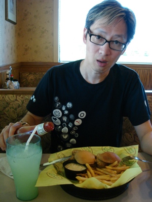 roadtrip3.jpg roadtrip3.jpg