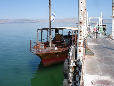 boat1.jpg